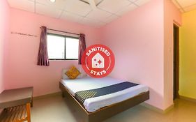 Samrat Lodge 2*
